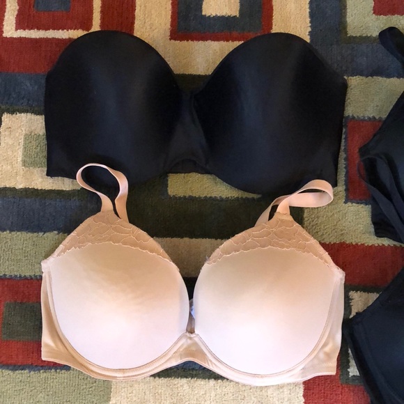 Bras - Picture 2 of 3